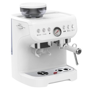 Ground coffee machine with grinder